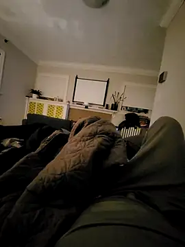 Snapshot of tylergage666 chatting on 02/01/25, 05:18 tylergage666 online show from 02/01/25, 05:18