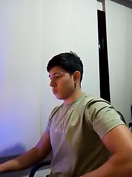 Snapshot of JamesCr_ chatting on 02/07/25, 04:16 JamesCr online show from 02/07/25, 04:16