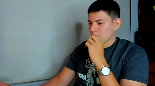 Snapshot of JamesCr_ chatting on 02/20/25, 09:31 JamesCr online show from 02/20/25, 09:31