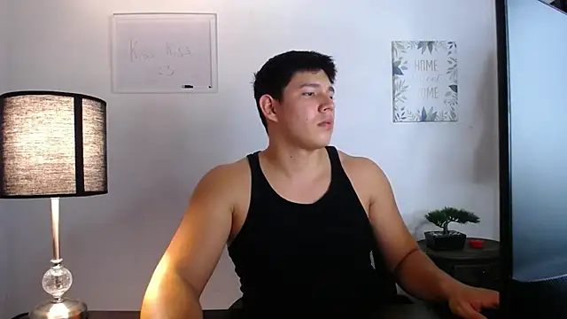 Snapshot of JamesCr_ chatting on 10/16/25, 12:44 JamesCr online show from 10/16/25, 12:44