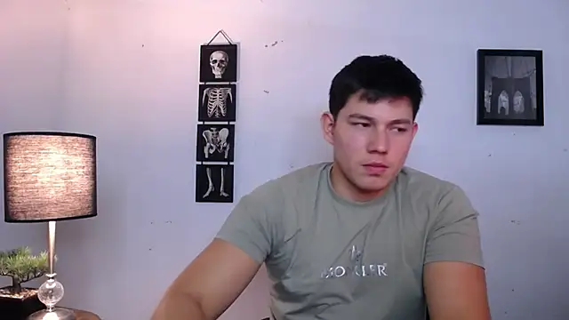 Snapshot of JamesCr_ chatting on 11/23/25, 12:54 JamesCr online show from 11/23/25, 12:54