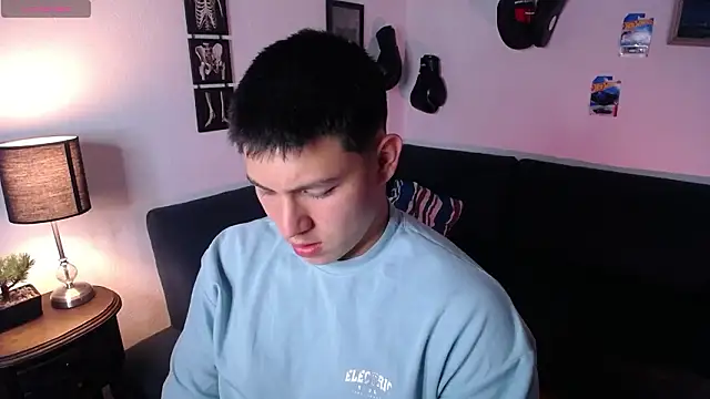 JamesCr  online show from 03/11/26, 01:00