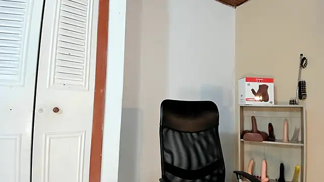 Violetta 0 online show from 09/29/25, 01:27