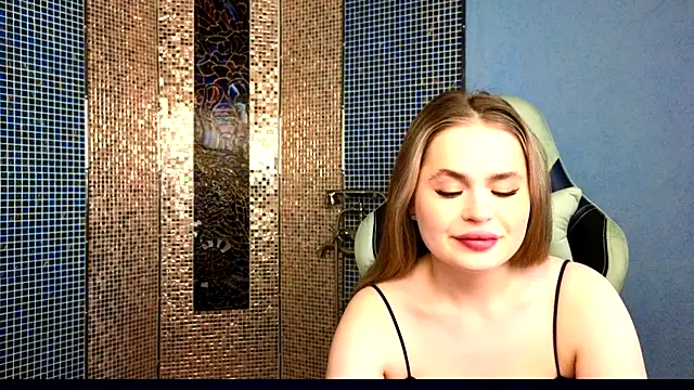 Snapshot of GoodJessi chatting on 03/08/25, 04:45 GoodJessi online show from 03/08/25, 04:45