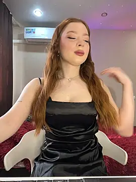 Snapshot of JessRoal chatting on 02/16/25, 07:15 JessRoal online show from 02/16/25, 07:15