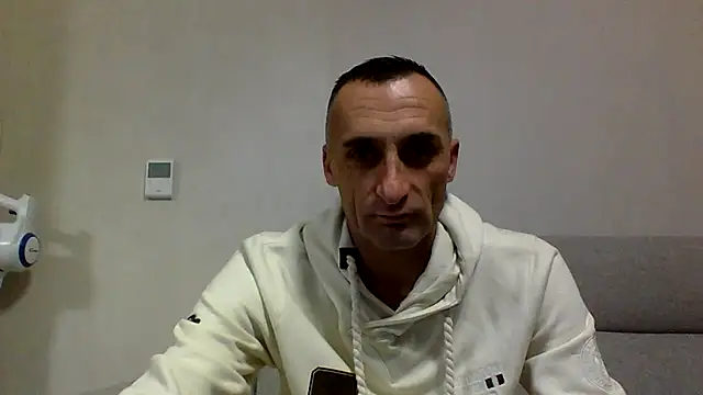 Snapshot of ANGELSANTAMARIA- chatting on 10/03/25, 10:29 ANGELSANTAMARIA- online show from 10/03/25, 10:29