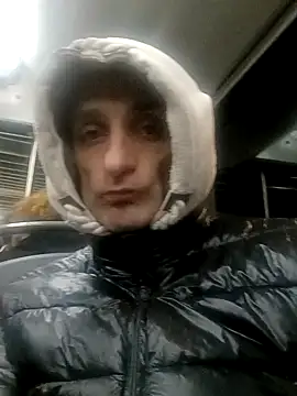 Snapshot of ANGELSANTAMARIA- chatting on 11/24/25, 08:41 ANGELSANTAMARIA- online show from 11/24/25, 08:41