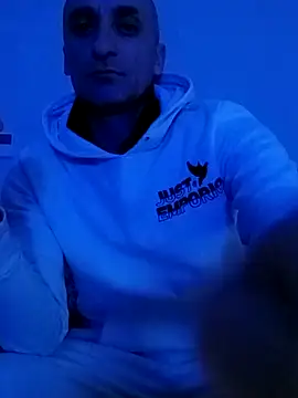 Snapshot of ANGELSANTAMARIA- chatting on 12/01/25, 08:08 ANGELSANTAMARIA- online show from 12/01/25, 08:08