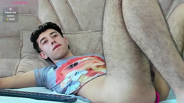 Snapshot of erickblaze_wm chatting on 02/08/25, 03:31 erickblaze wm online show from 02/08/25, 03:31