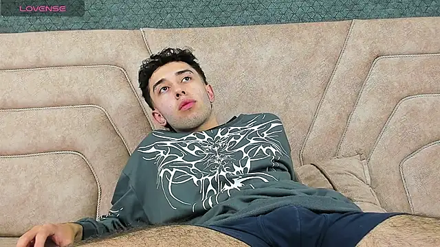 Snapshot of erickblaze_wm chatting on 02/21/25, 12:50 erickblaze wm online show from 02/21/25, 12:50