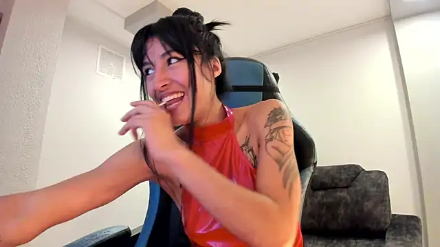 Snapshot of jessi_lemuss chatting on 11/20/25, 08:08 jessi lemuss online show from 11/20/25, 08:08