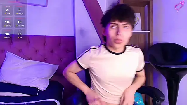 PepperTwink online show from 11/12/25, 01:11