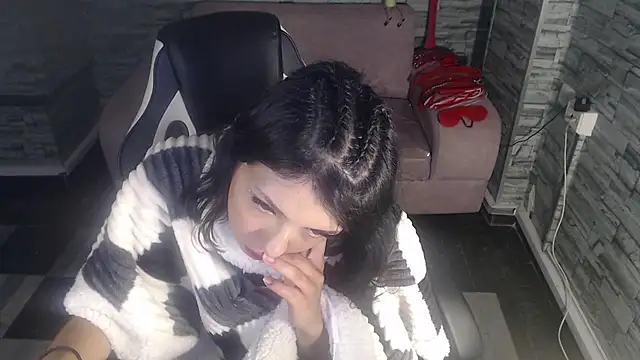 Snapshot of renata_russo_b chatting on 02/11/25, 08:26 renata russo b online show from 02/11/25, 08:26