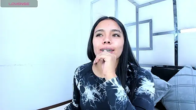 ZoeWan69 online show from 02/27/26, 02:17