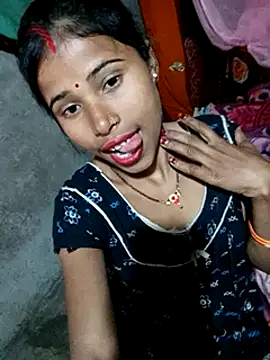 Snapshot of Miss_triha chatting on 02/08/25, 10:50 Miss triha online show from 02/08/25, 10:50