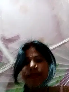 Snapshot of Miss_triha chatting on 03/08/25, 06:58 Miss triha online show from 03/08/25, 06:58