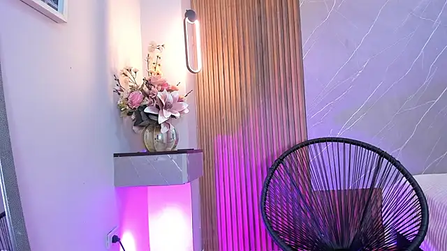 ariana jhonson1 online show from 03/05/25, 12:44