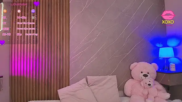 ariana jhonson1 online show from 05/06/26, 12:10