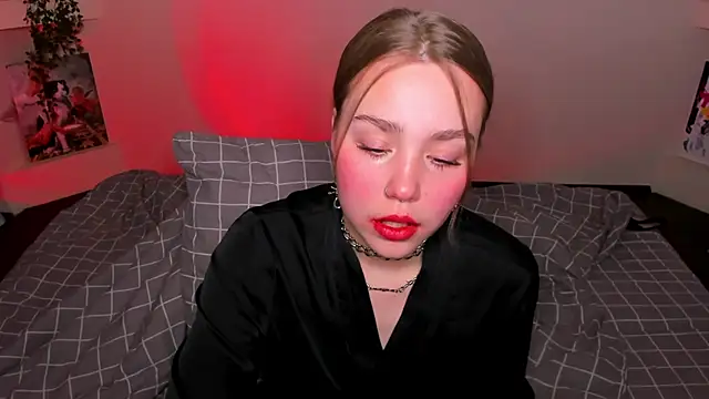 YourMegan online show from 05/11/26, 05:54