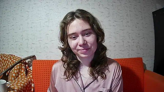 girliemilk online show from 11/29/25, 08:12