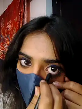 Snapshot of RAYI_01 chatting on 03/21/25, 06:05 RAYI 01 online show from 03/21/25, 06:05