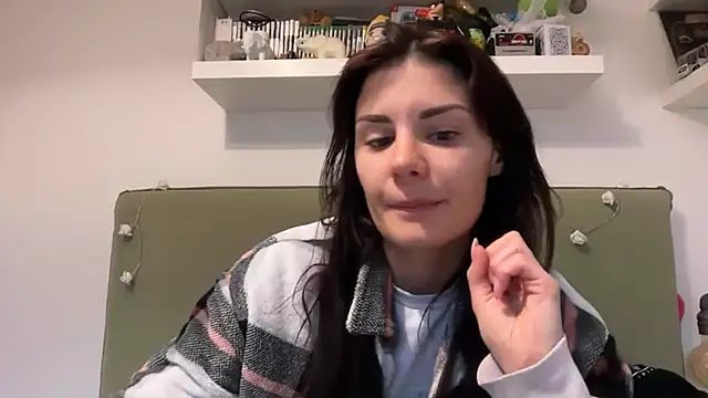 Petitecookie online show from 05/13/26, 07:33