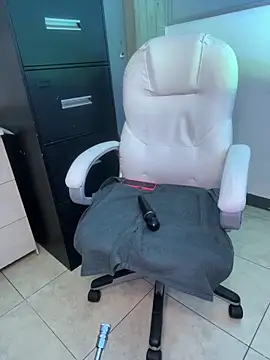 Nicky gh online show from 03/09/25, 10:52