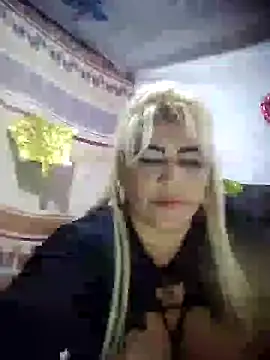 Snapshot of BonniAdams chatting on 02/09/25, 01:22 BonniAdams online show from 02/09/25, 01:22