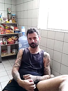 Snapshot of xdandan69 chatting on 02/13/25, 12:54 xdandan69 online show from 02/13/25, 12:54