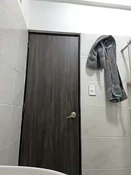 akirahattori online show from 11/17/25, 04:07