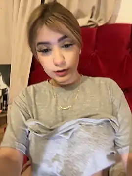 akirahattori online show from 11/18/25, 04:17