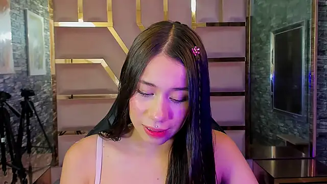 BarbieGirl    online show from 03/13/25, 04:49