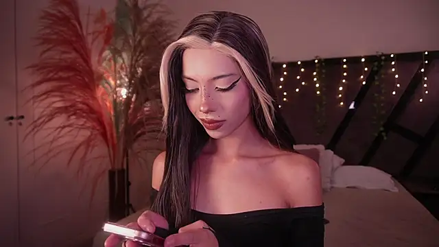 Snapshot of soidai_miiu chatting on 09/22/25, 04:14 soidai miiu online show from 09/22/25, 04:14