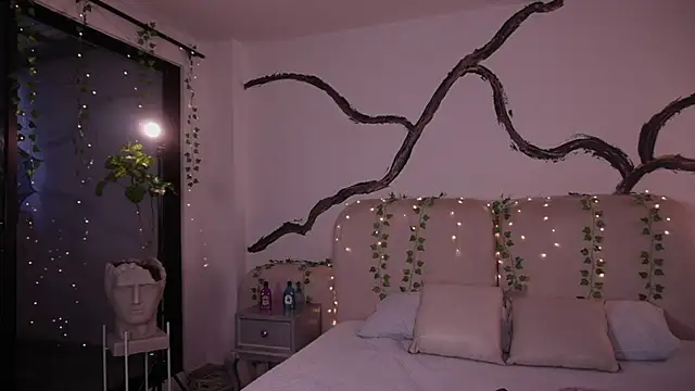 Snapshot of soidai_miiu chatting on 10/07/25, 10:18 soidai miiu online show from 10/07/25, 10:18