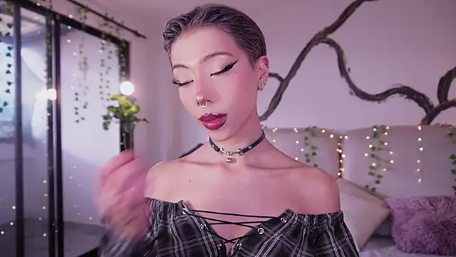 Snapshot of soidai_miiu chatting on 10/31/25, 09:27 soidai miiu online show from 10/31/25, 09:27