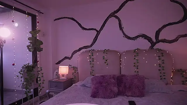 Snapshot of soidai_miiu chatting on 11/23/25, 08:41 soidai miiu online show from 11/23/25, 08:41