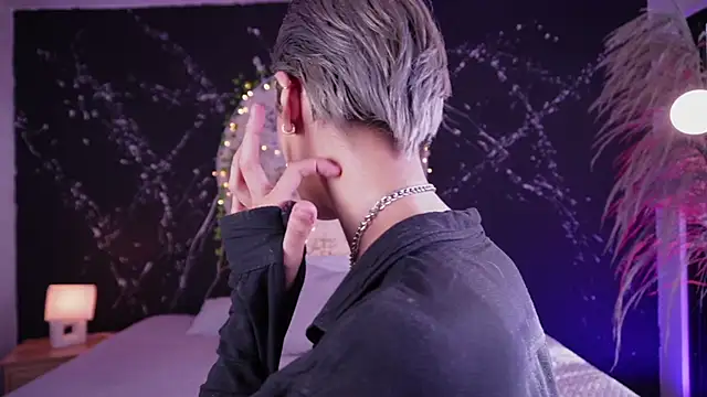 Snapshot of soidai_miiu chatting on 11/29/25, 09:18 soidai miiu online show from 11/29/25, 09:18