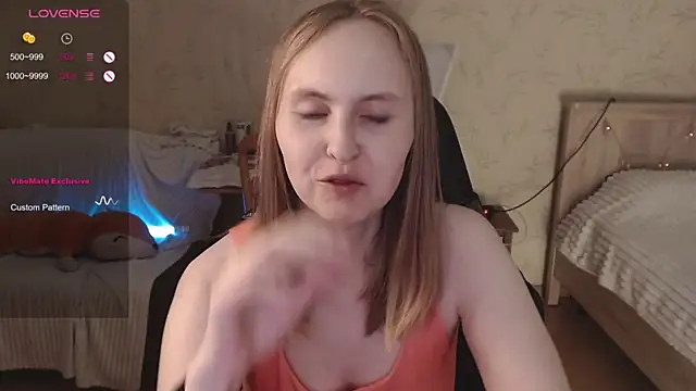 Snapshot of Agatha_Mott chatting on 10/04/25, 05:27 Agatha Mott online show from 10/04/25, 05:27