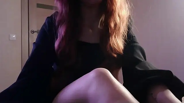 Snapshot of _AliceOwen_ chatting on 03/06/25, 07:10 AliceOwen online show from 03/06/25, 07:10