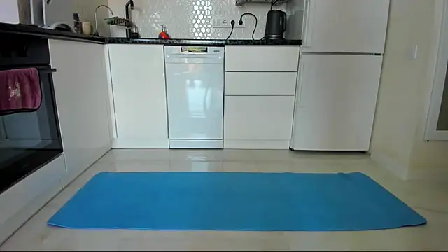 Snapshot of Katya_yoga chatting on 05/15/26, 11:28 Katya yoga online show from 05/15/26, 11:28