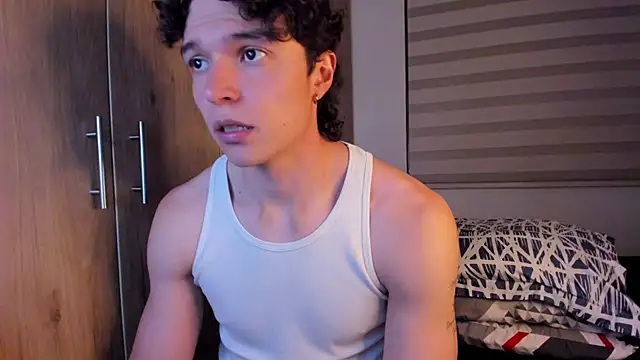 Mastrangelo xxx online show from 10/24/25, 02:52