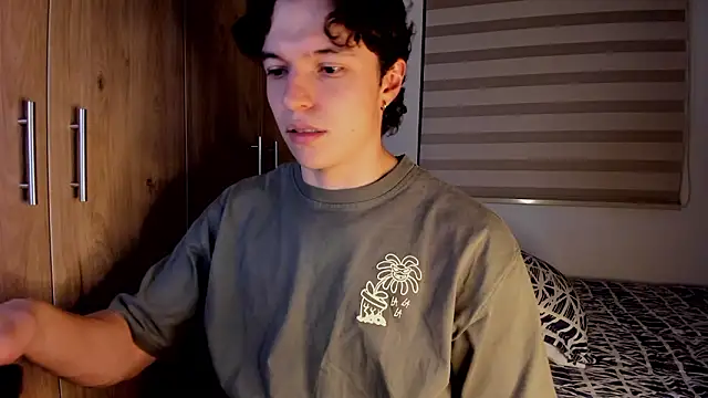 Snapshot of Mastrangelo_xxx chatting on 02/19/26, 04:41 Mastrangelo xxx online show from 02/19/26, 04:41