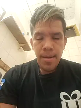 Snapshot of liamlara chatting on 03/03/26, 09:21 liamlara online show from 03/03/26, 09:21