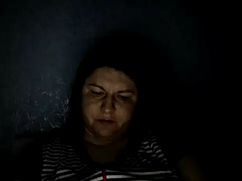 KiraSwee online show from 03/11/25, 09:37