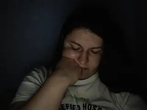 KiraSwee online show from 09/19/25, 06:08