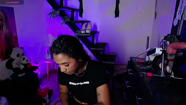 Snapshot of Alissemasiel chatting on 03/17/26, 12:04 Alissemasiel online show from 03/17/26, 12:04