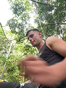 Snapshot of Fitmanx chatting on 03/14/25, 09:32 Fitmanx online show from 03/14/25, 09:32