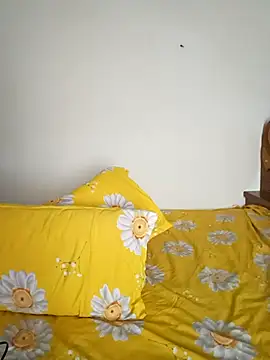 Snapshot of blue-berry07 chatting on 11/02/25, 07:22 blue-berry07 online show from 11/02/25, 07:22