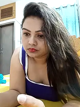 Snapshot of blue-berry07 chatting on 04/05/26, 03:53 blue-berry07 online show from 04/05/26, 03:53