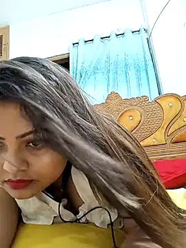 Snapshot of blue-berry07 chatting on 04/19/26, 05:34 blue-berry07 online show from 04/19/26, 05:34